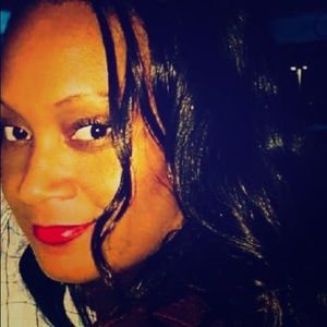 Meet your Posher, Darrylette